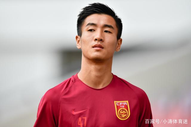 6月3号：杜锋放下宏远主教练位置，直奔汕尾大啖海鲜看球